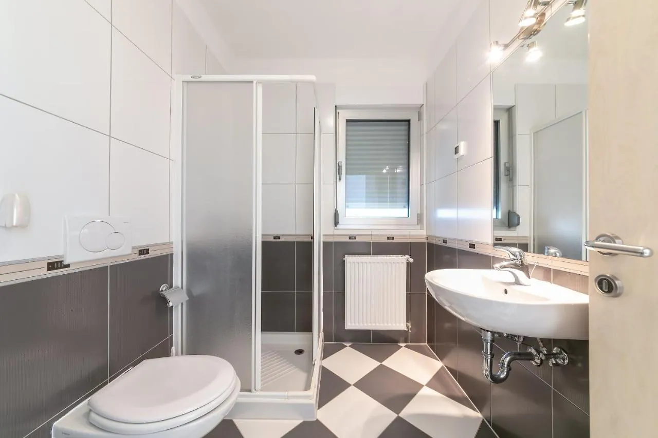 Apartments Rea Funtana Croatia