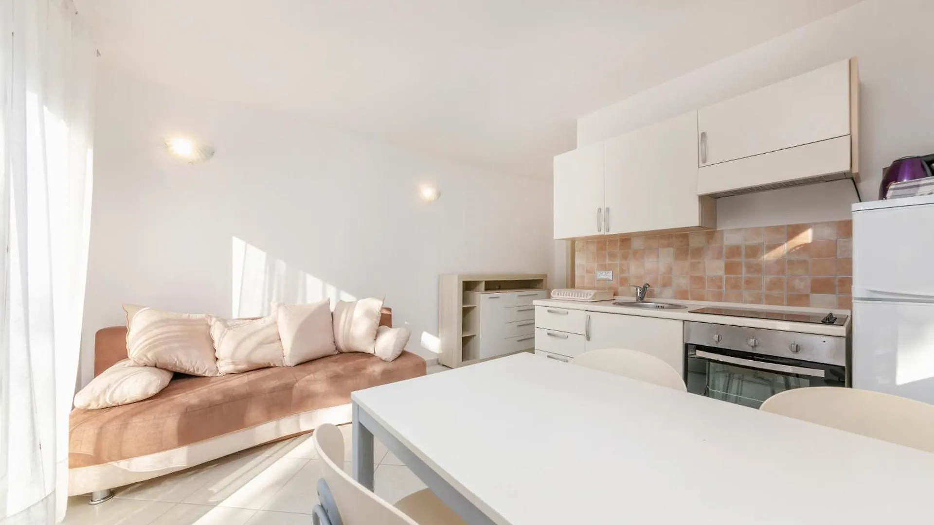 Apartments Rea Funtana